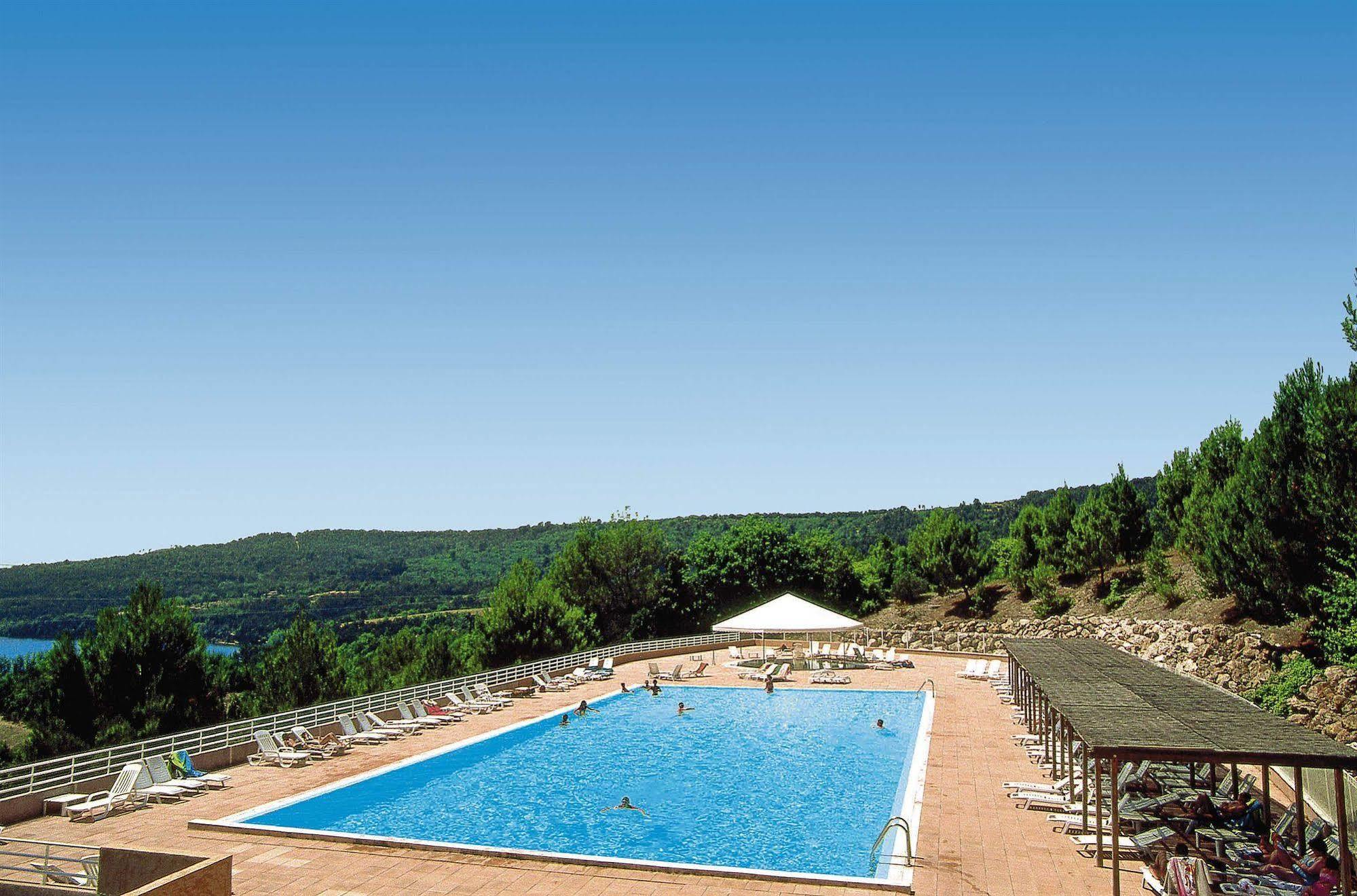 Belambra Clubs Montpezat - Le Verdon Монтаньяк Экстерьер фото